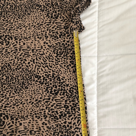 NWOT Animal Print LOFT Crew Tee - Picture 4 of 5